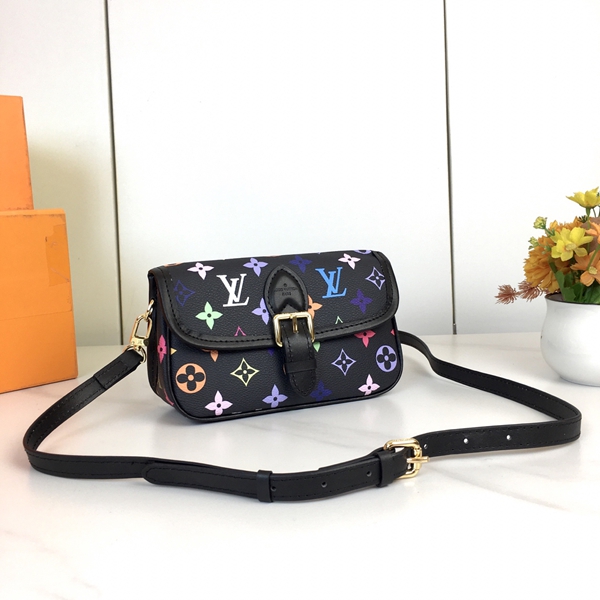 ルイヴィトンバッグ側面デザイン